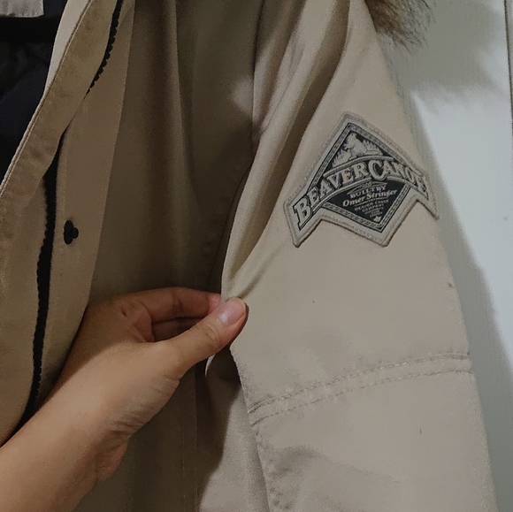 ***SOLD***Beaver Canoe Super Ling Parka - Picture 5 of 7